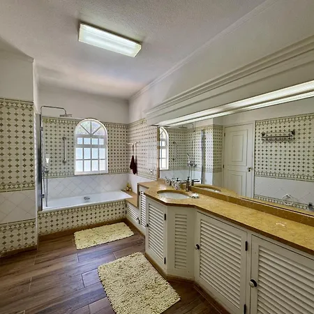 Apartmán Browns 2 With Pool By Homing